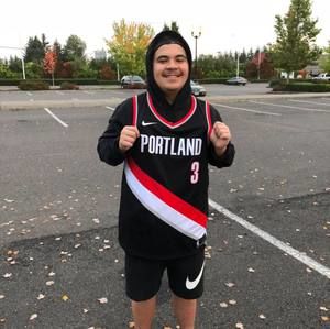 Meet your Posher, Cameron